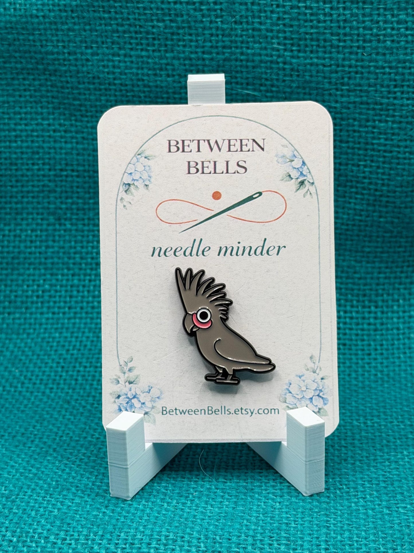 Black Palm Cockatoo Needle Minder | Exotic Bird Magnet | Parrot Lover Gift | Cross Stitch Needle Holder