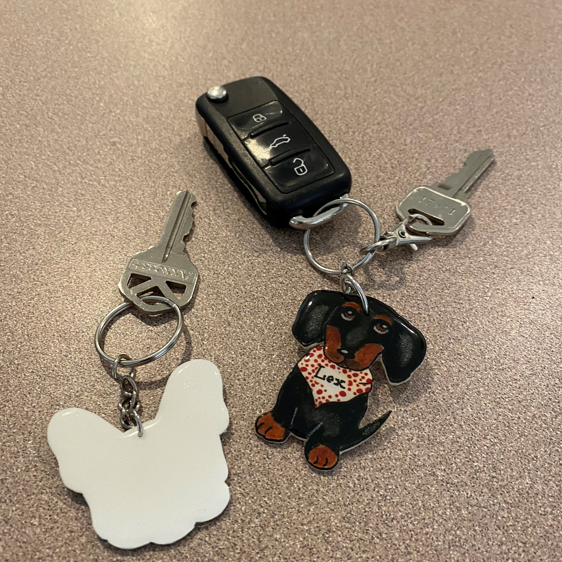 Custom Pet Portrait Keychain: Personalized Dog Cat Lover Gift
