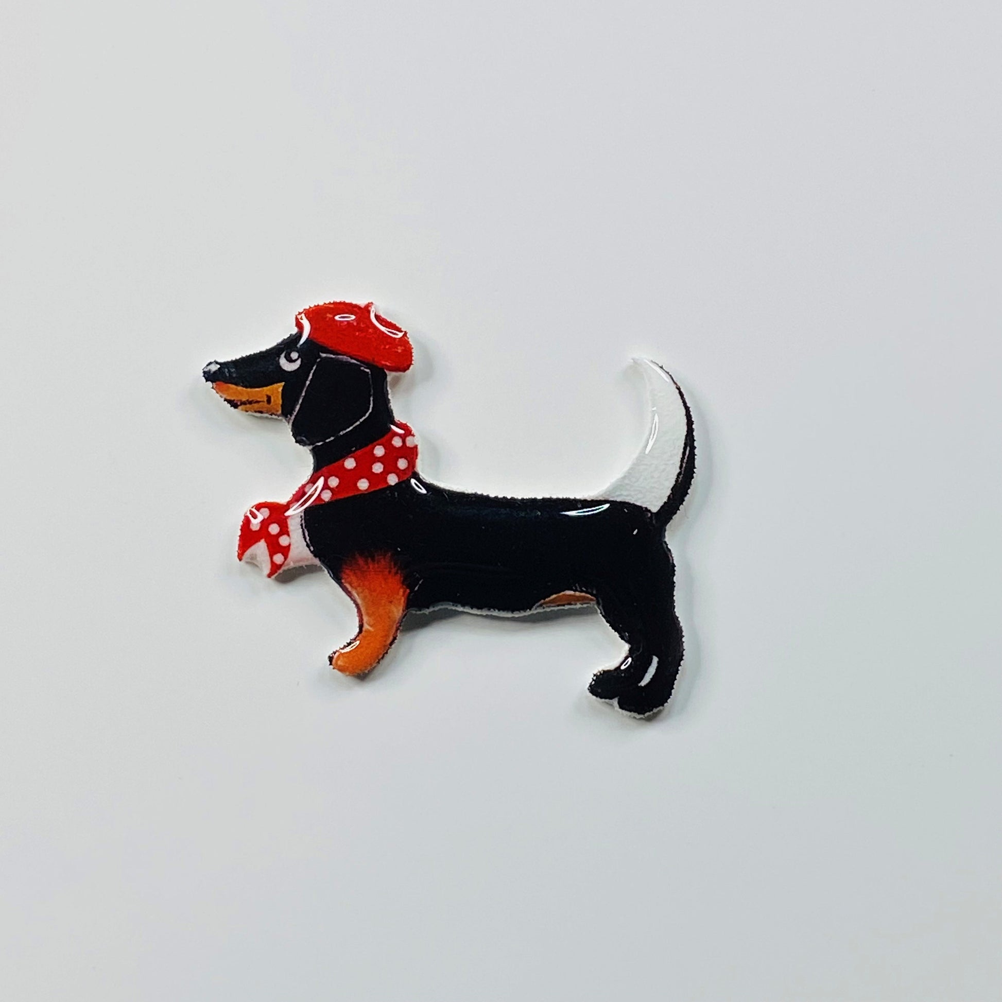 Dachshund Needle Minder Magnet: Personalized Dog Sewing Keeper