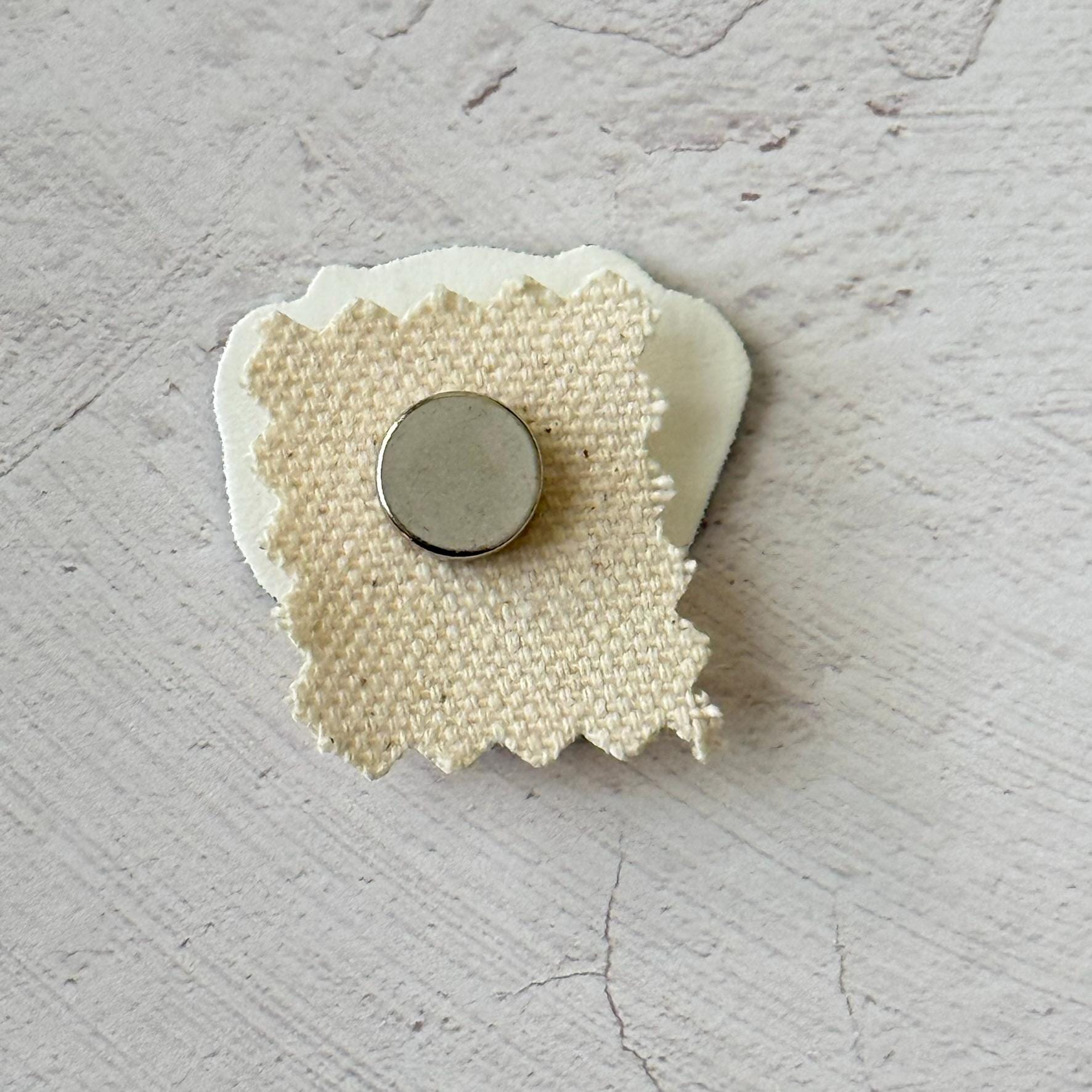 Personalized Dog Needle Minder Magnet: Custom Pet sewing Tool