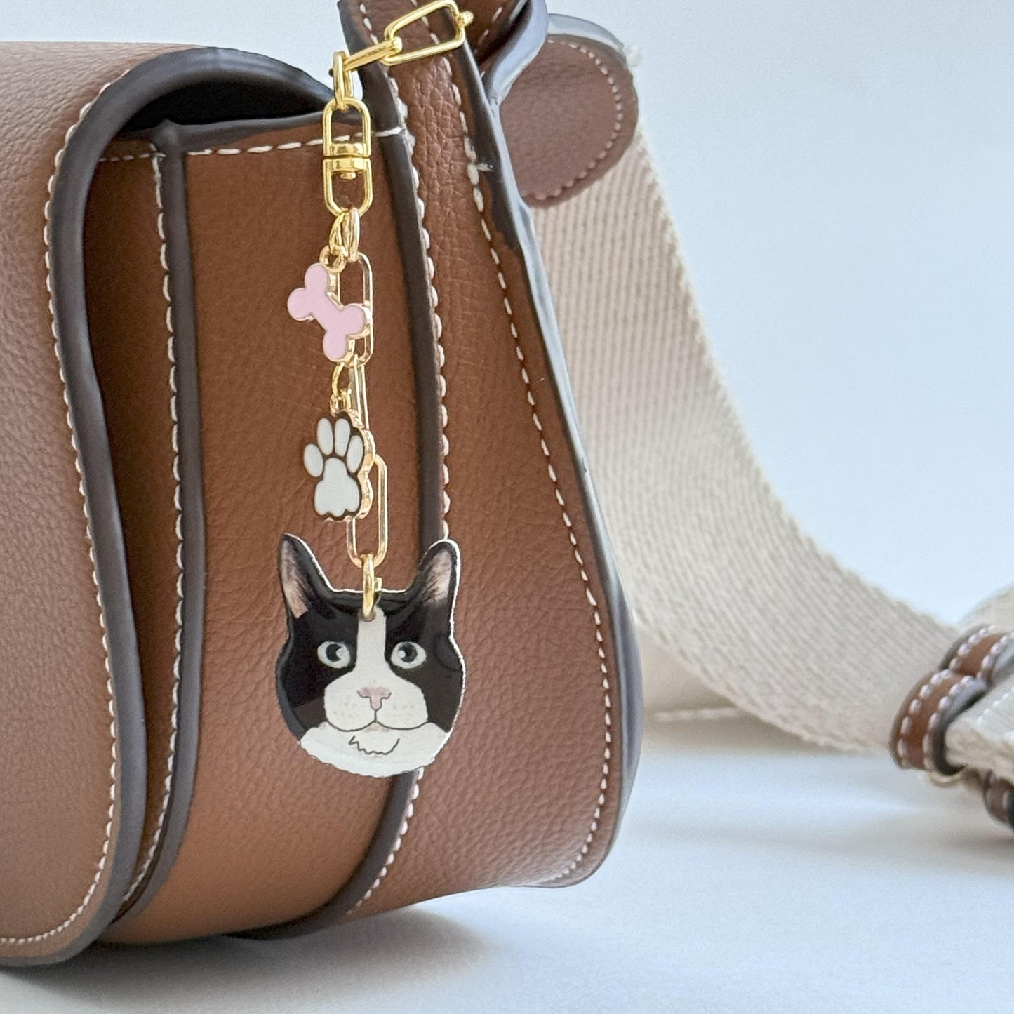 Personalized Pet Portrait Keychain: Custom Dog Illustration Charm, Pet Memorial Gift