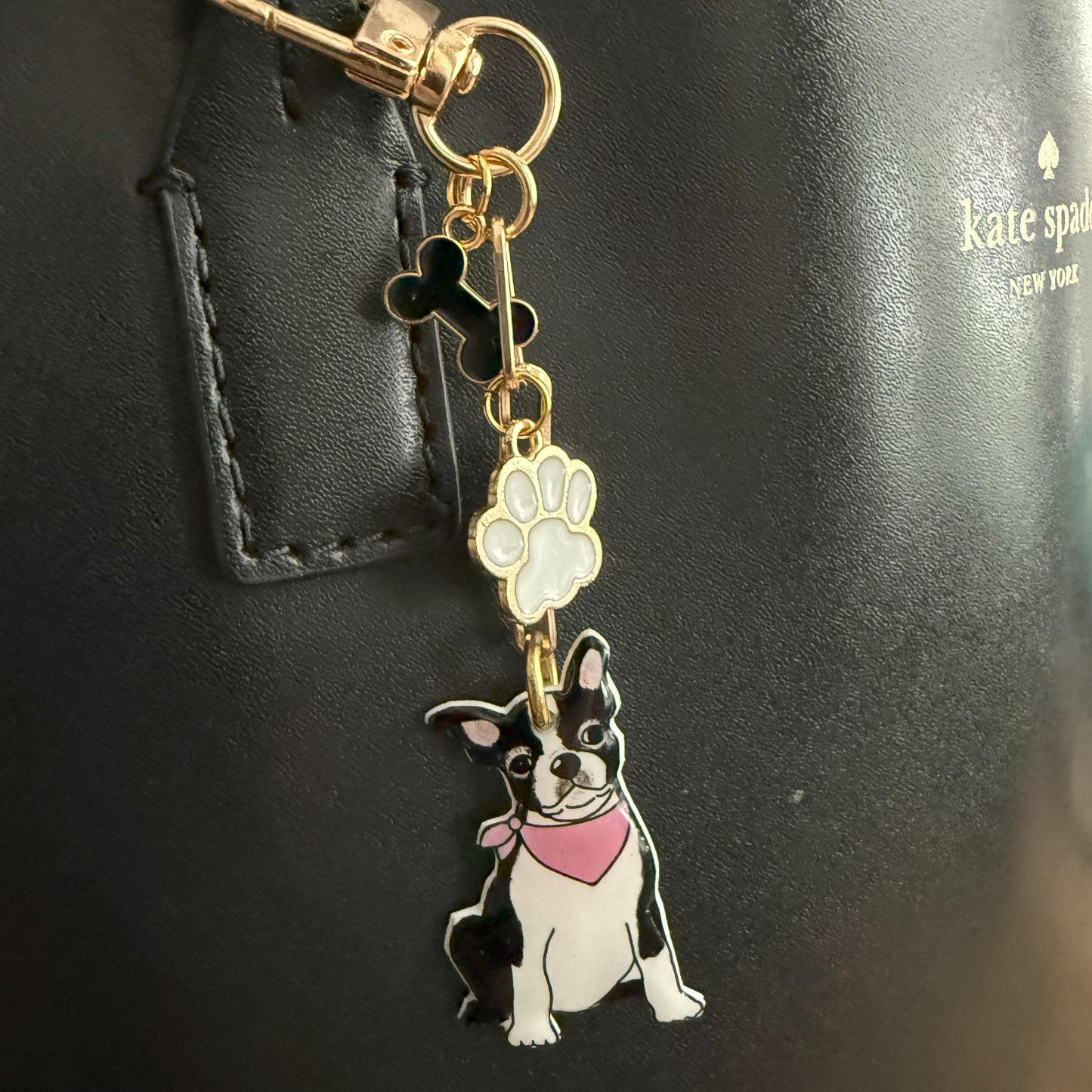 Custom Dog Illustration Keychain: Personalized Pet Memorial Charm