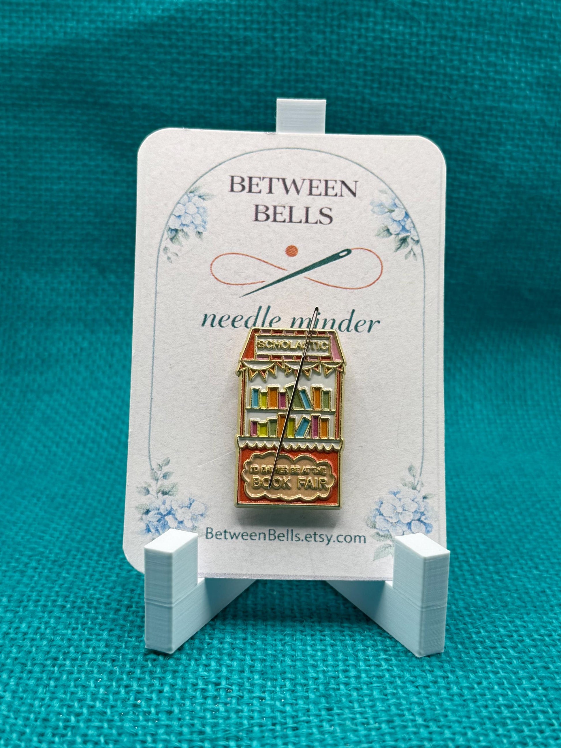 School Book Fair Needle Minder | Retro Book Stand Magnet | Teacher Nostalgia Gift | Reading Aesthetic | Cross Stitch Needle Holder